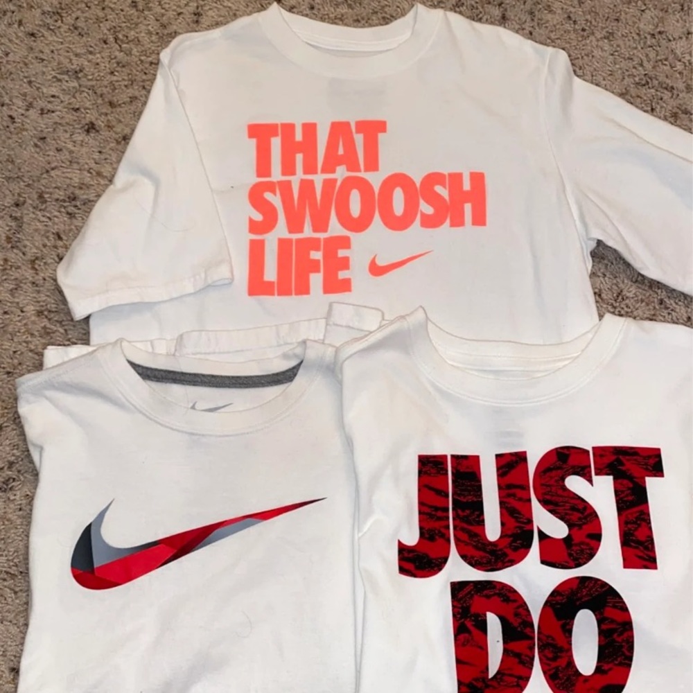 Nike tshirts